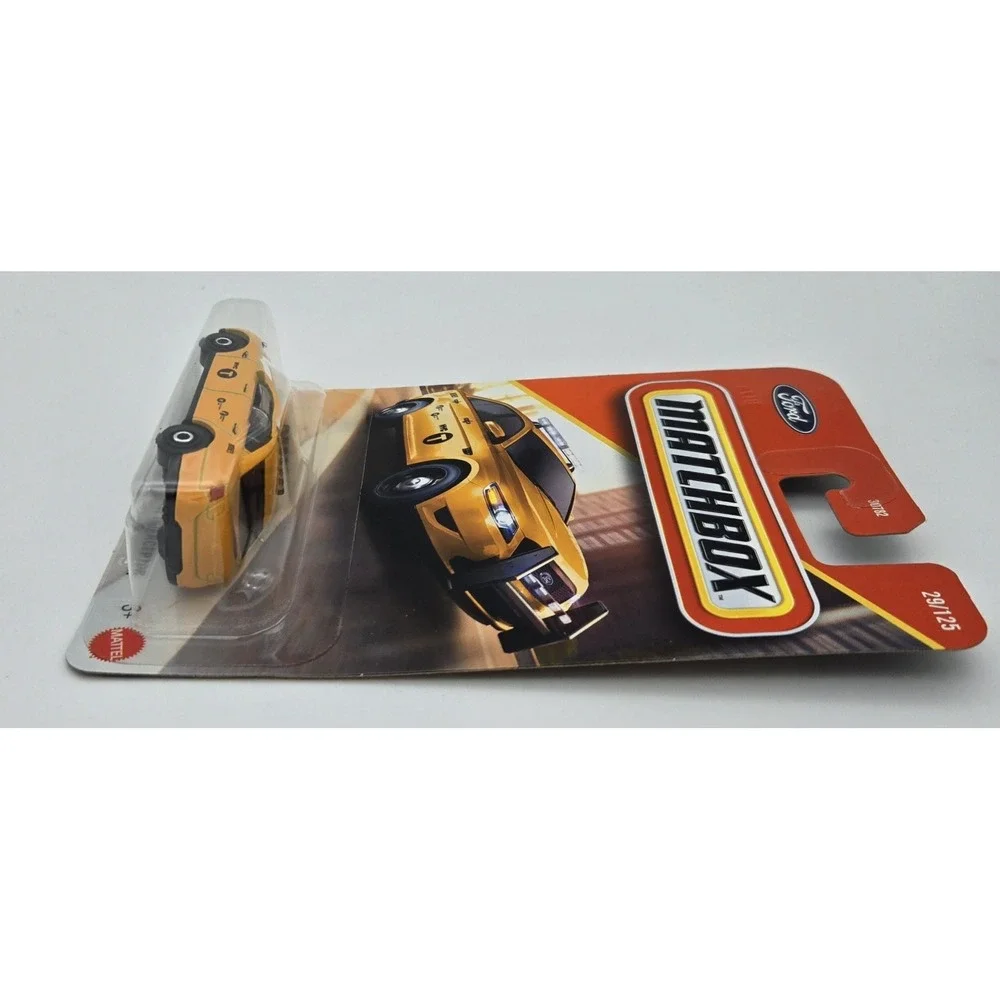 Matchbox‎ 2025 Ford Police Interceptor 29/125 Yellow Diecast 1:64 New